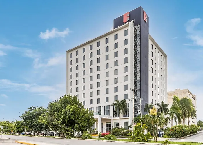 Fiesta Inn Merida
